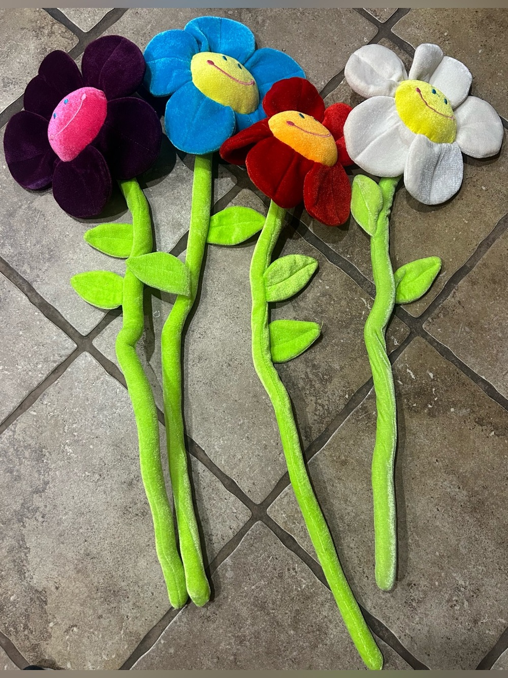 Lot of 4 Smiling Happy Plush Spring Flowers With Bendable Stems Vintage